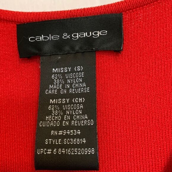 Cable & Gauge sleeveless top - Picture 3 of 5